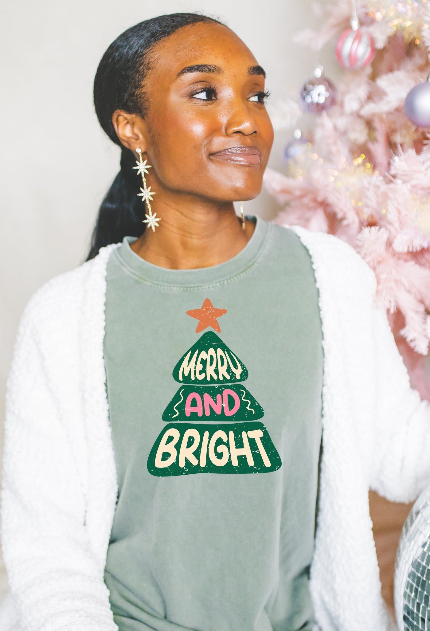 MERRY & BRIGHT